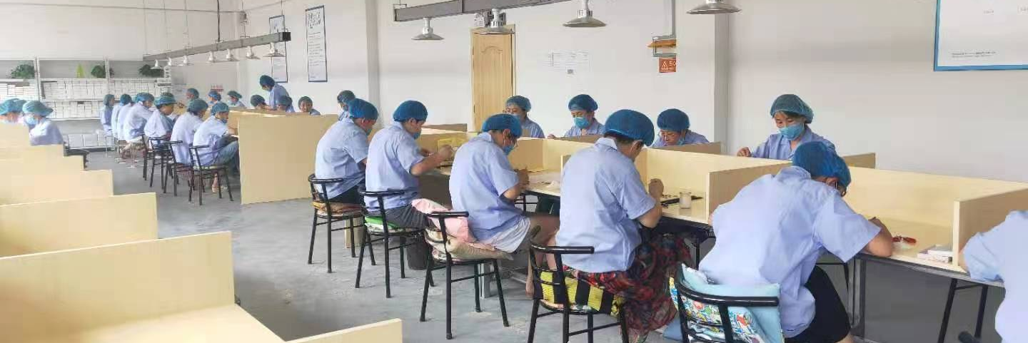 পিংডু স্পার্কলিং আইল্যাশ® শানডং-এ মিথ্যা চোখের দোররা উৎপাদনের ইন্ডাস্ট্রি আপগ্রেডে নেতৃত্ব দিচ্ছে