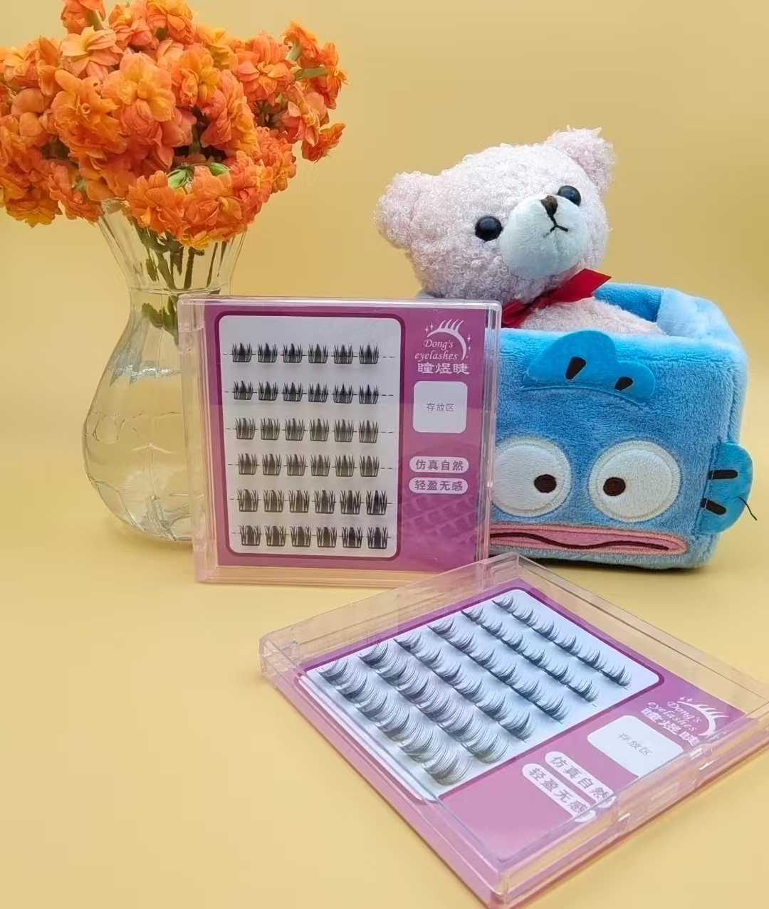 আইল্যাশ ক্লাস্টার এবং DIY স্ব-আঠালো দোররা দিয়ে আপনার চেহারাকে আরও সুন্দর করুন